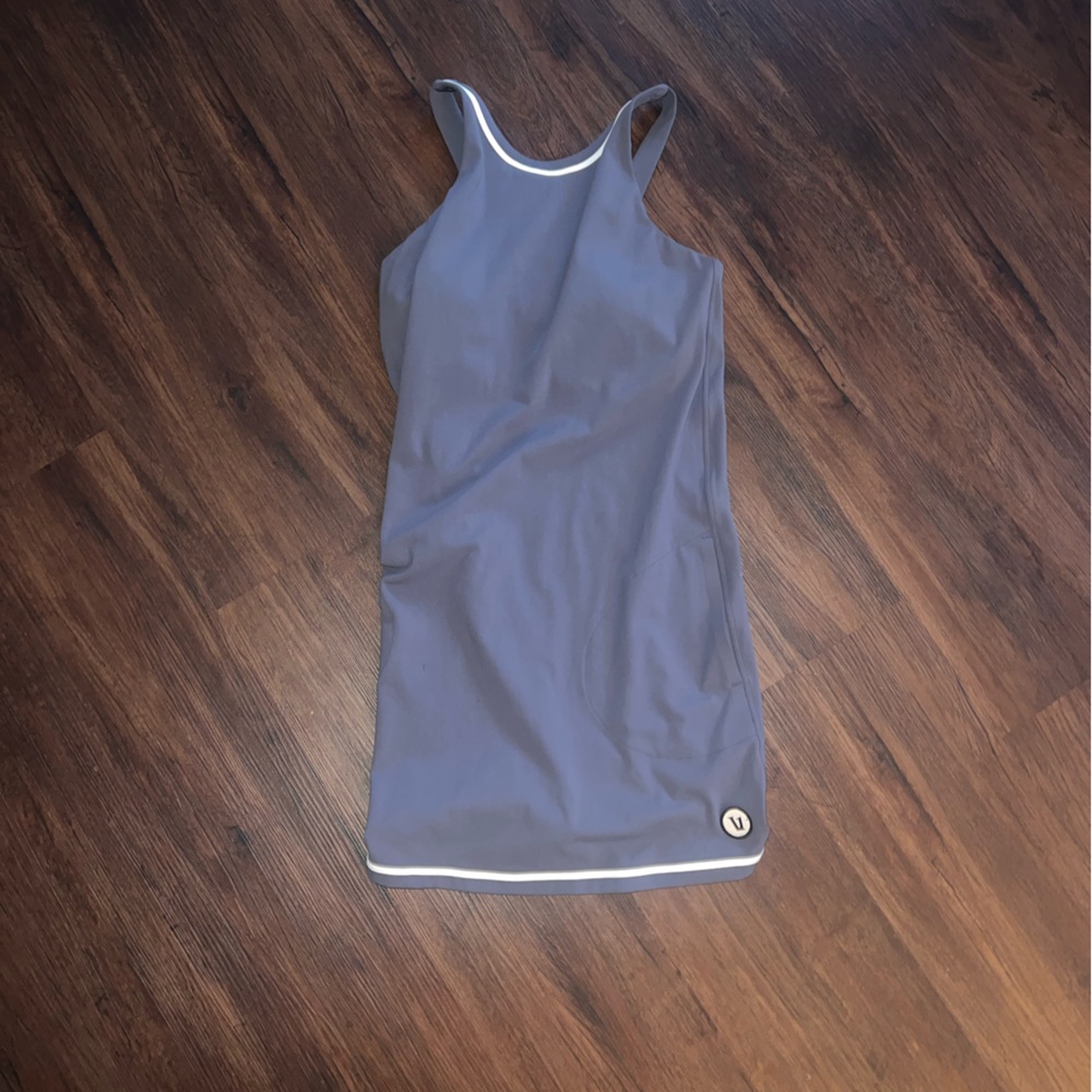 Vuori Gray Dress with White Trim